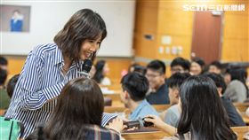 A-Lin首次大學開講 自爆差一點當女警
索尼音樂提供