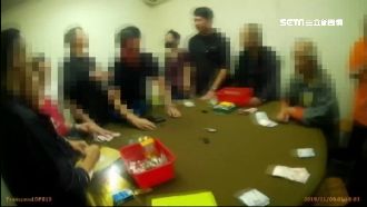 特勤破門抓賭場　10賭客驚呆不敢逃