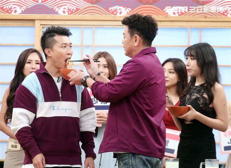 「國光幫幫忙之大哥是對的」改版記者會，主持人 庹宗康、張立東、風田。（記者邱榮吉/攝影）