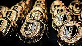 富邦勇士重金打造冠軍戒。（圖／富邦勇士提供）