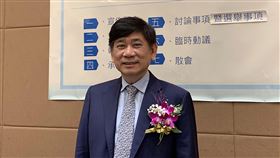 可成評估東南亞設廠金屬機殼廠可成12日召開股東常會，董事長洪水樹接受媒體聯訪表示，為因應美中貿易戰，可成正評估在東南亞設廠，其中一項重要因素是當地人才的質與量是否已具備雛形。中央社記者吳家豪攝　108年6月12日