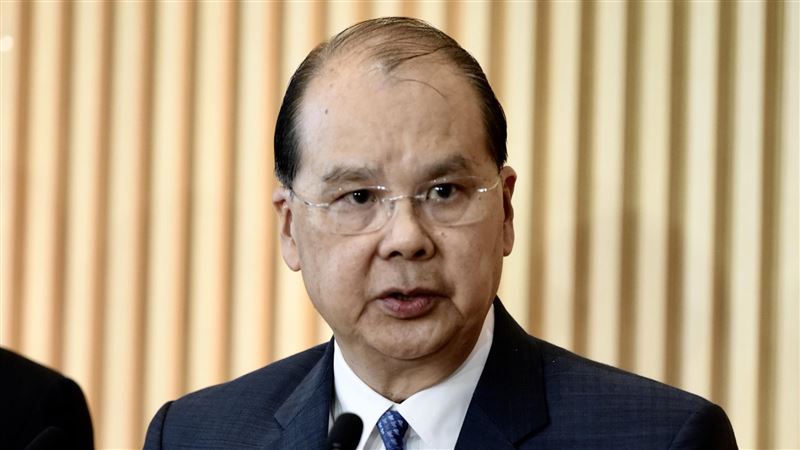 公務員參加示威被捕　港府：即時停職