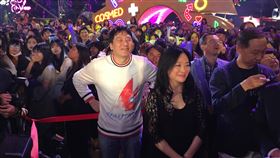 談2020年景氣 羅智先：管好自己就好統一企業董事長羅智先（前左1）與統一美麗事業董事長高秀玲（前左2）15日同台點燈，羅智先被問及如何看待明年景氣時表示，「現在根本不看（明年景氣），看不懂幹嘛看，把自己管好就好」。中央社記者蔡芃敏攝 108年11月15日