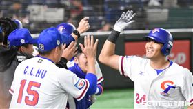 ▲12強中澳戰，林哲瑄敲出3分砲。（圖／記者王怡翔攝影）