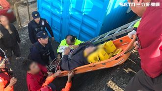 男卡港口消波塊！警消10多人架繩救