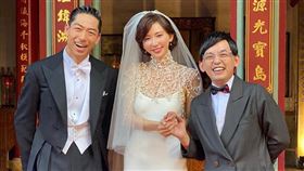 黃子佼稍晚釋出與AKIRA、林志玲合照。（圖／翻攝自黃子佼臉書）