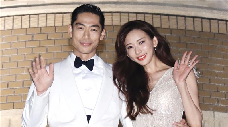 泳池趴踢超低調！林志玲溜地下道返家