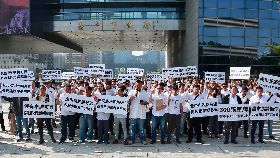 Uber司機台中市府前陳情