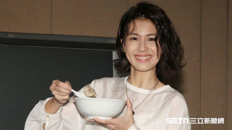 演唱會尺度破表！曾沛慈準備泳衣上陣