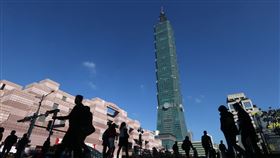 台北101  五度蟬聯台北市地王台北市22日公布107年土地現值，地王由101大樓第5度蟬聯，每平方公尺為新台幣174萬1000元。中央社記者吳家昇攝  106年12月22日