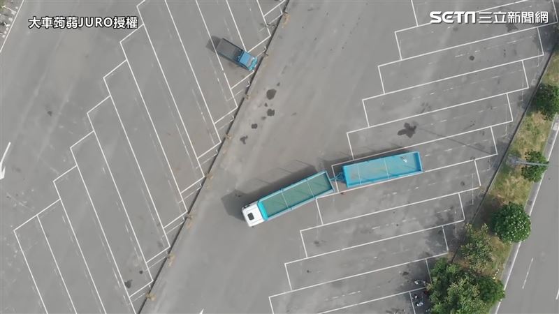 全聯結車倒車入庫 　他嚕8次：超難