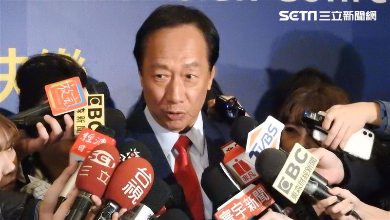 她爆空降民眾黨不分區　郭洩過關內幕