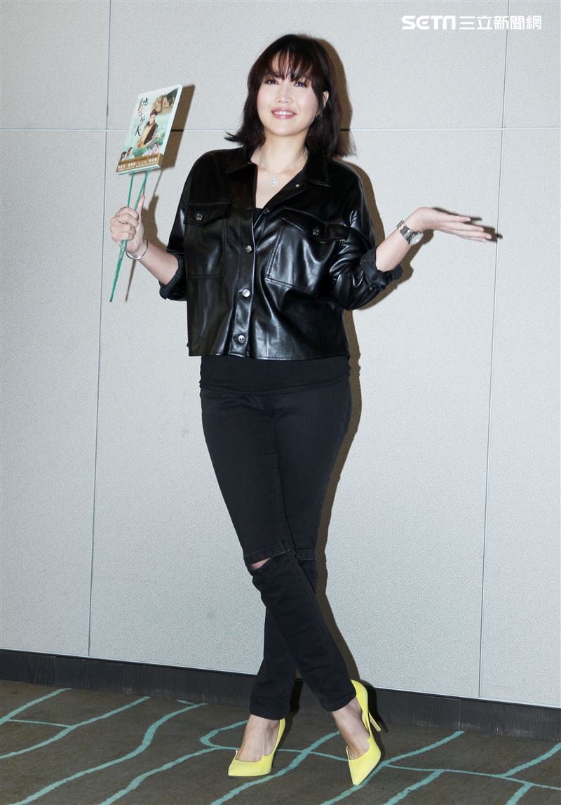 A-Lin坦言接到邀約演唱忠孝節義第三單元主題曲時相當驚訝。（記者邱榮吉/攝影）