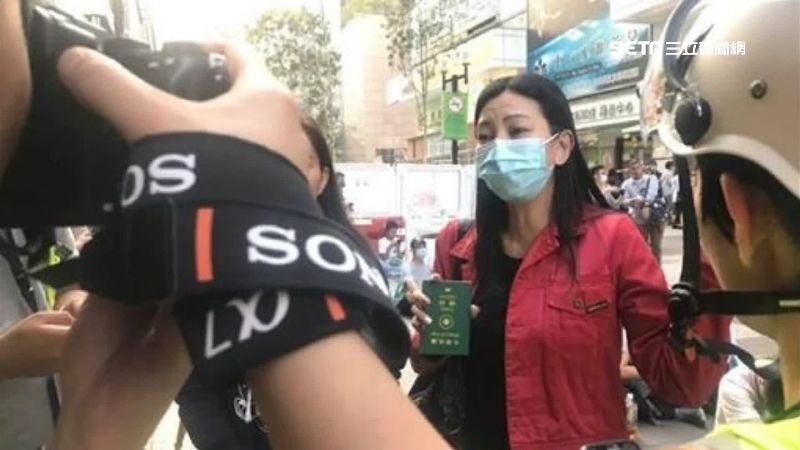 受困台生在葵涌警署　母：通話未見面