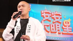 ▲倪子鈞（小馬）直播帶來精彩演唱。（圖／記者邱榮吉攝影）