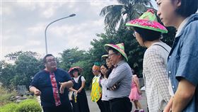 佳冬鄉農會獲10大綠色照顧典範（1）農委會舉辦第1屆「十大綠色照顧優良典範」競賽，屏東縣佳冬鄉農會獲選，而代表佳冬農會參賽的石光家政班，社區志工將廢棄公墓變成公園和菜園。（屏東縣政府提供）中央社記者郭芷瑄傳真　108年11月19日