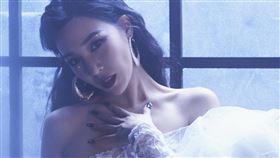 Tiffany Young 全星秀提供