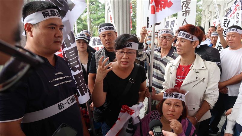 一德夜市攤商抗議　高市府允再協調