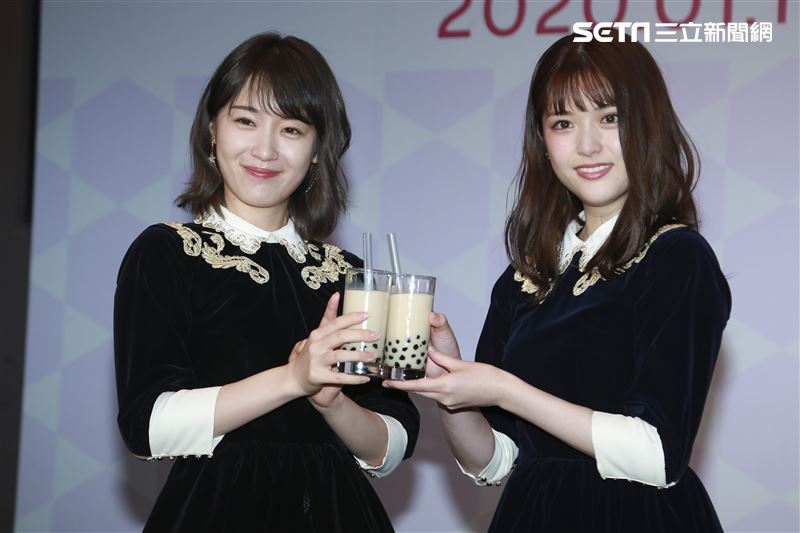 乃木坂46將於明年與粉絲們再度相約台北小巨蛋，成員高山一實、松村沙友理特別來台宣傳。（圖／記者林士傑攝影）