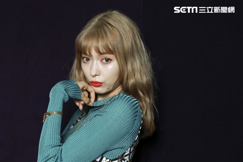 日本人氣模特兒八木Alissa接受三立新聞網專訪。（圖／記者林士傑攝影）