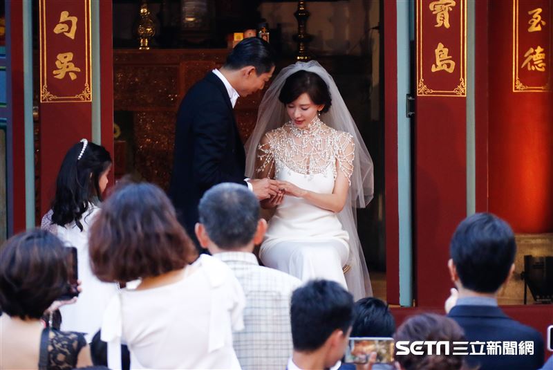 林志玲和AKIRA世紀婚禮。（圖／記者林聖凱攝影）