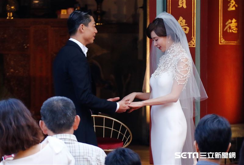 林志玲和AKIRA世紀婚禮。（圖／記者林聖凱攝影）
