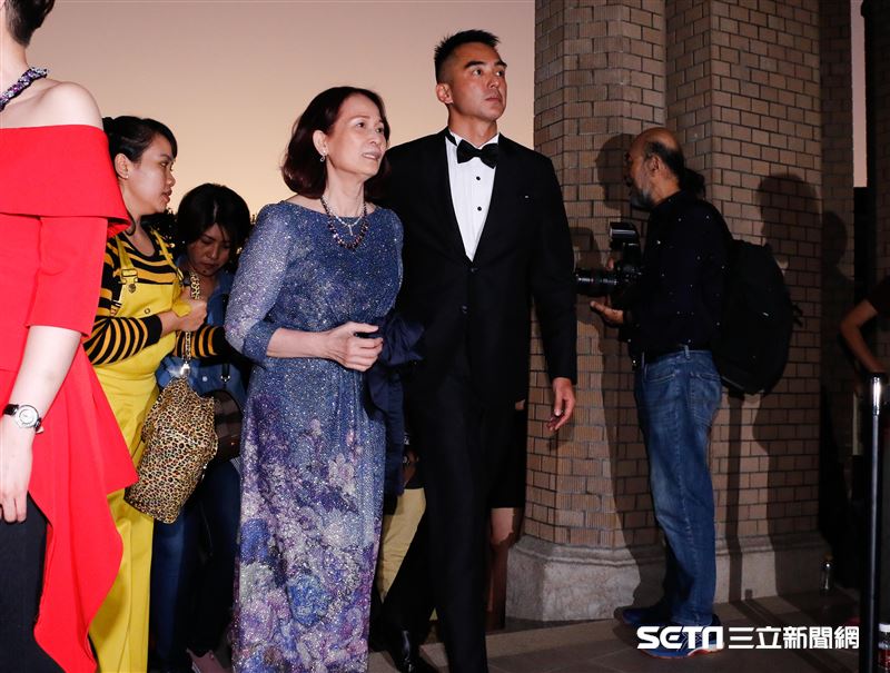 林志玲母親及哥哥。（圖／記者林聖凱攝影）