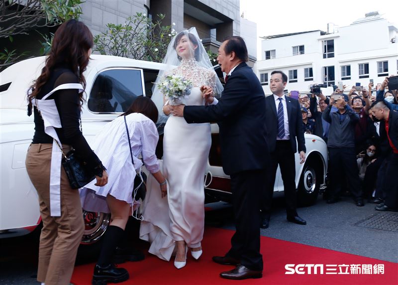 林志玲和AKIRA世紀婚禮。（圖／記者林聖凱攝影）