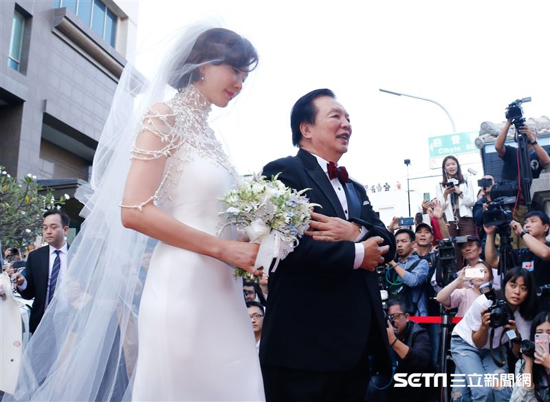 林志玲和AKIRA世紀婚禮。（圖／記者林聖凱攝影）