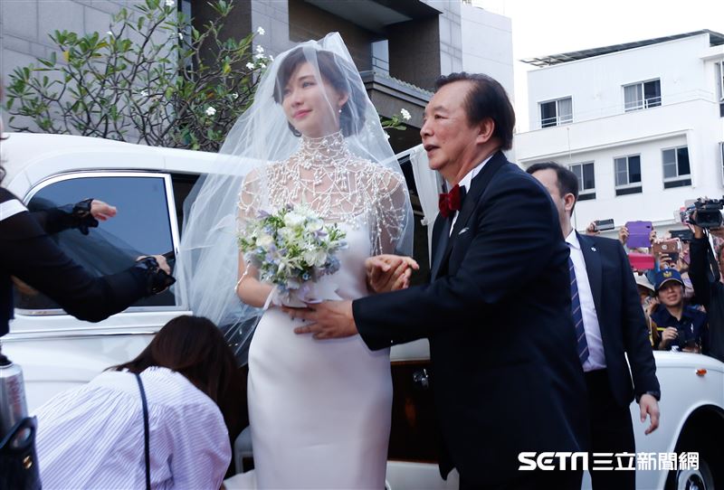 林志玲和AKIRA世紀婚禮。（圖／記者林聖凱攝影）