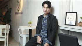 唐振剛專訪。（記者林士傑攝影）