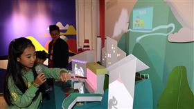 人權館,兒童權利展,生硬條文,轉為,易讀圖像(圖/中央社)