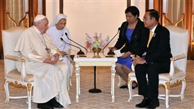 天主教教宗,訪泰國,盼國際,解決,移民問題(圖/泰國總理府提供)中央社