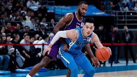 CBA／遭嚴防創新低！豪仍暖讚對手
CBA,林書豪,北京首鋼,Stephon Marbury,孫悅
翻攝自微博