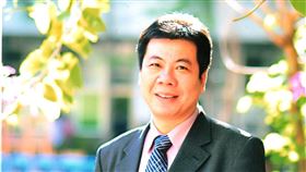 台中忠明高中校長，張永宗21日家中猝死，震驚教育界。（圖／翻攝自臉書）