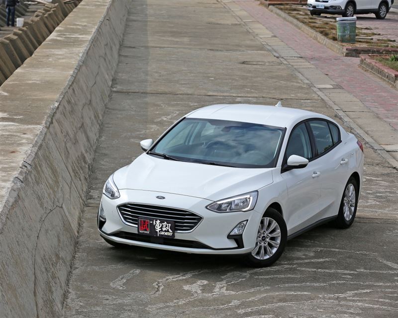 FordFocus4D　美夢型試駕