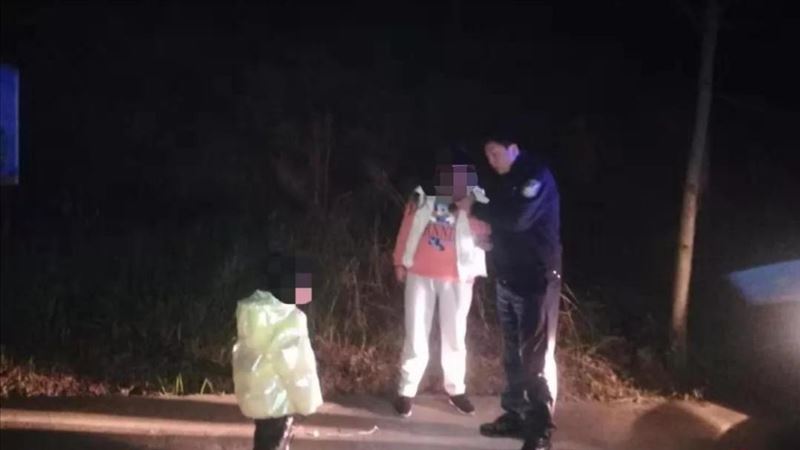 她手機被搶出錢贖　色男要求陪睡2晚