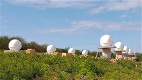 台灣中軌衛星接收站通過審查國際衛星輔助搜救組織理事會19日至22日在加拿大舉行，交通部航港局副局長劉志鴻率團參加，會中順利通過台灣中軌道衛星輔助搜救系統地面接收站（MEOLUT）的審查。（航港局提供）中央社記者汪淑芬傳真　108年11月22日