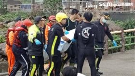 龍洞灣,釣客,浮屍,新北,翻攝畫面