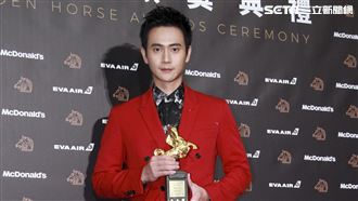 媽媽哭了！劉冠廷拿最佳男配哽咽謝她