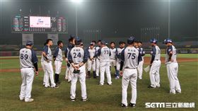 中職聯隊首戰不敵日職白隊。（圖／記者王怡翔攝影）