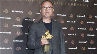 台下默念別叫我？鍾孟宏奪最佳導演獎