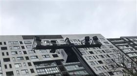 （圖／翻攝自錢江晚報）中國,寧波,監視器,高空拋物