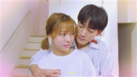 吳思賢、項婕如。