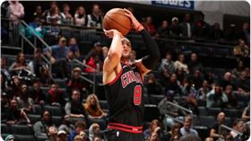 ▲公牛拉文大爆發。（圖／翻攝自推特）