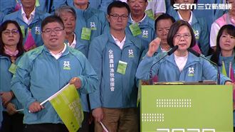 嘉義尬場韓國瑜！蔡英文造勢萬人到場