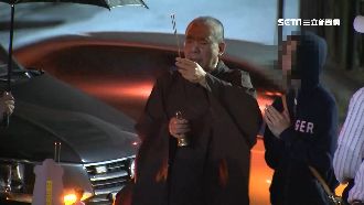 富二代試駕特斯拉亡　家屬現場慟招魂