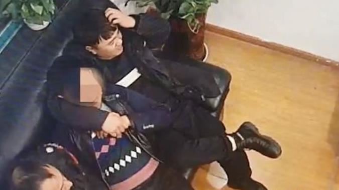 訂單要求怪怪的…外送員機警救出客人