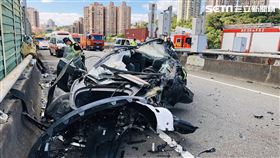 新北市，汐止，國道，特斯拉,自撞,駕駛