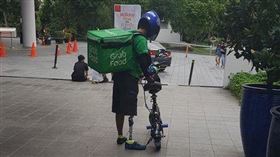 外送員,腳踏車,電單車,殘障人士,勵志(圖/翻攝自報廢公開)